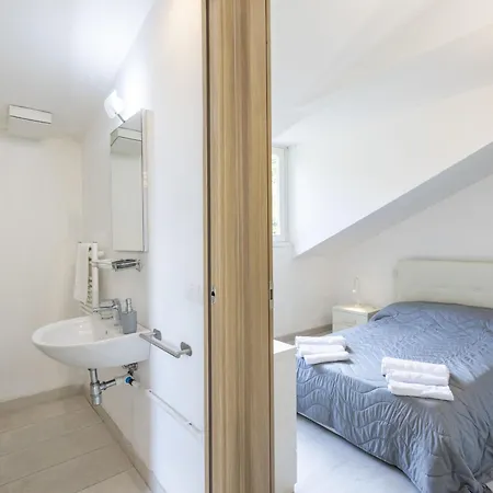 Le Gemme-1 By Interhome Meina