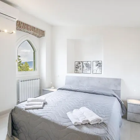 Le Gemme-1 By Interhome Meina