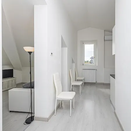 Apartmán Le Gemme-1 By Interhome Meina